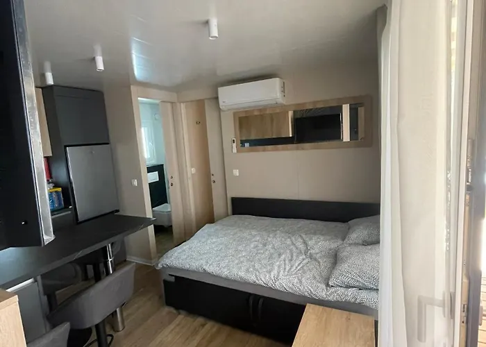 Mobile Lena - Biograd