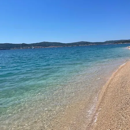 Mobile Lena - Biograd 아파트